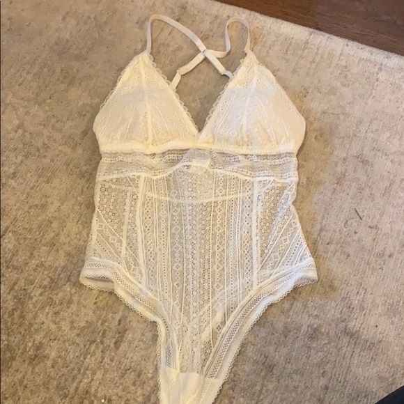 Abercrombie & Fitch vintage lace bodysuit M - Picture 3 of 3